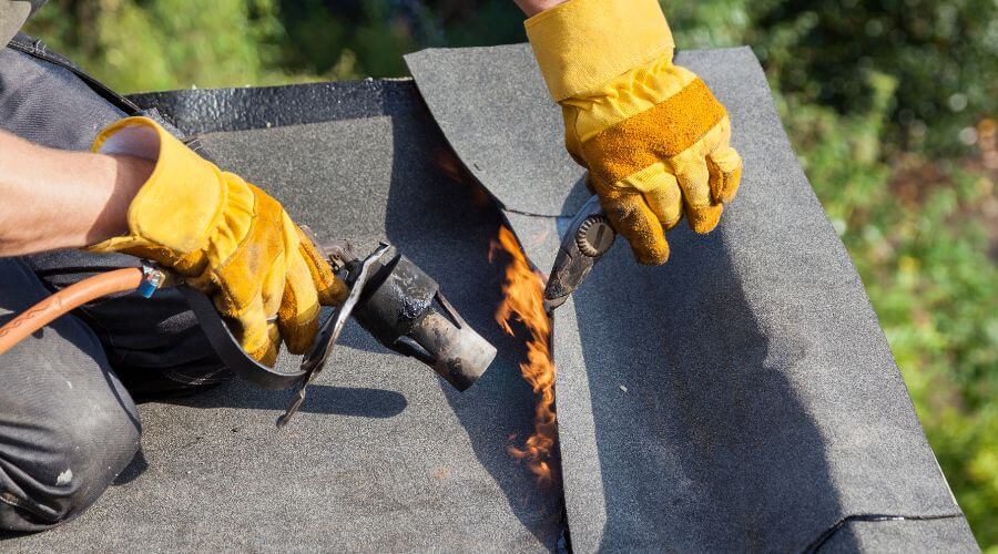 Expert Emergency Roof Repairs services in Hawthorn, PA